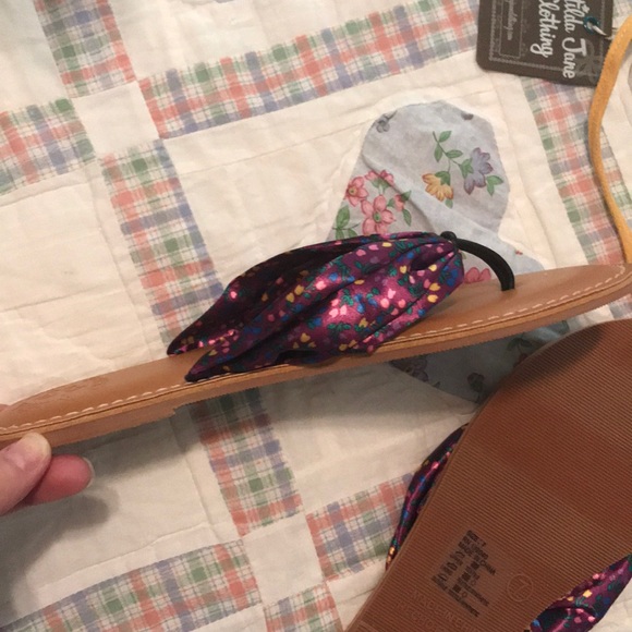 Matilda Jane flip flops NWT - Picture 4 of 8